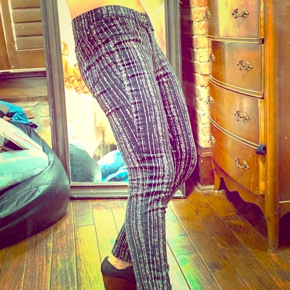 30%OFF BUNDLES! BLACK WHITE SKINNY LEGGINGS JEANS - Picture 1 of 8